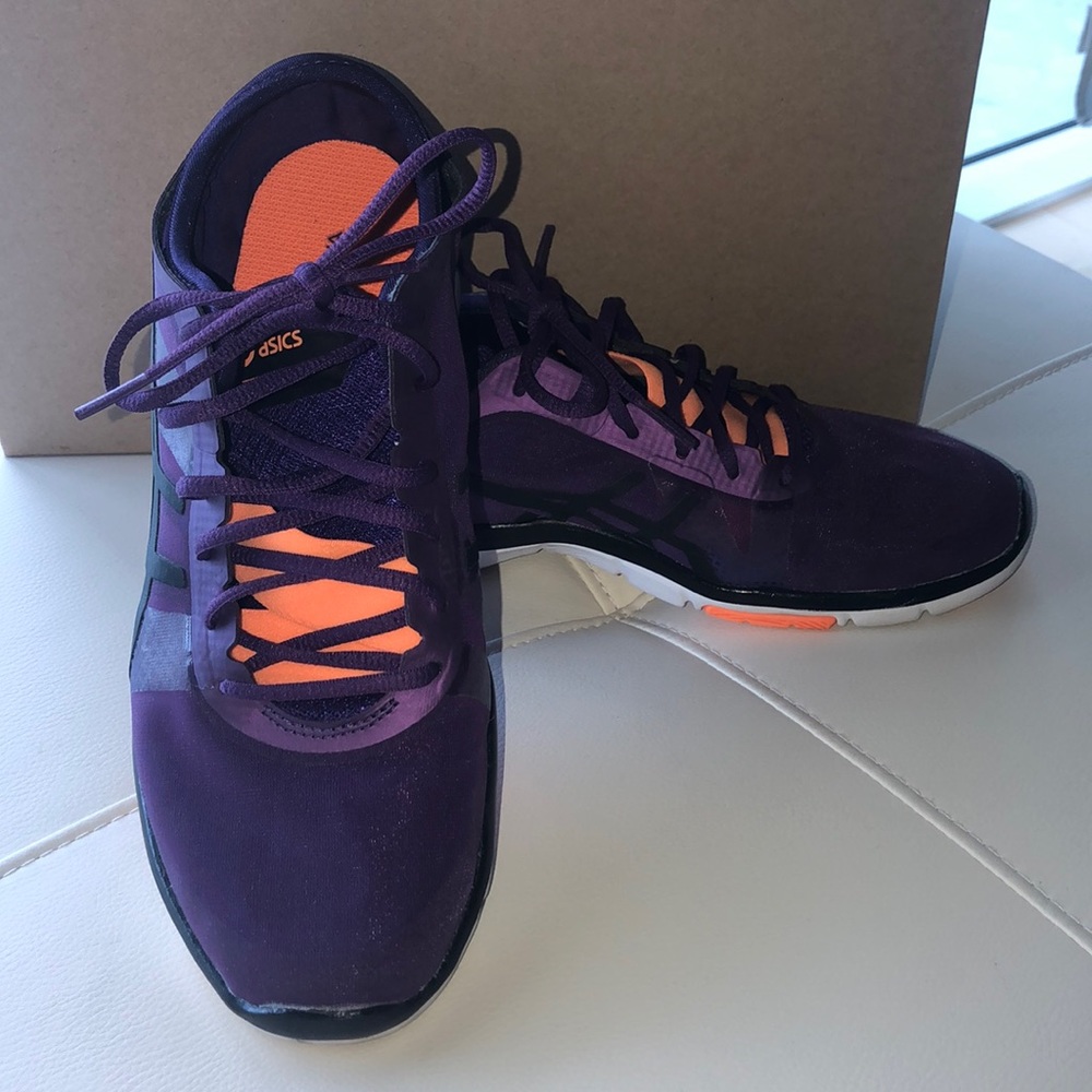 Asics training purple gel-fit nova shoes